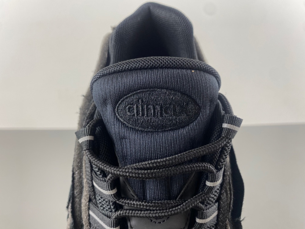 Comme des Garçons x Air Max 95 