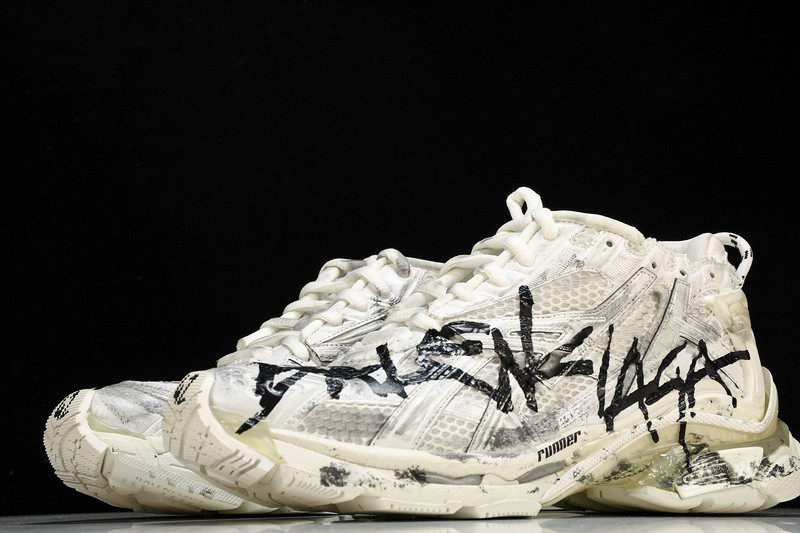 Balenciaga Runner 677402 W3RBQ 9010