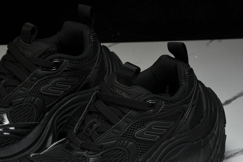 Balenciaga 10XL Sneaker