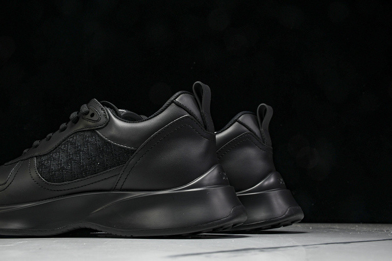 DR B25 Sneaker