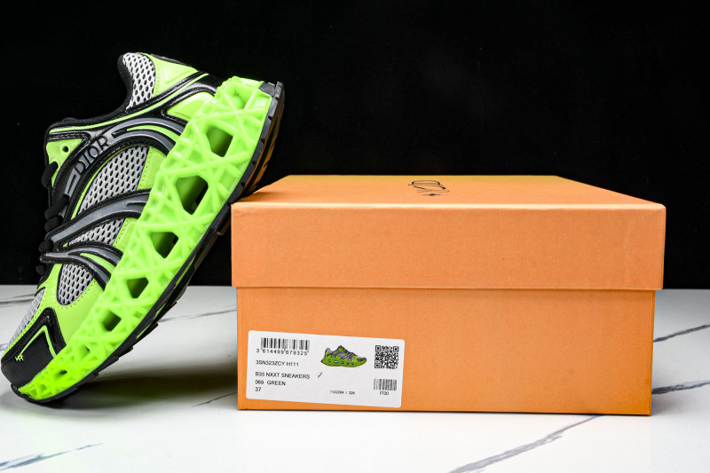DR B35 Sneaker