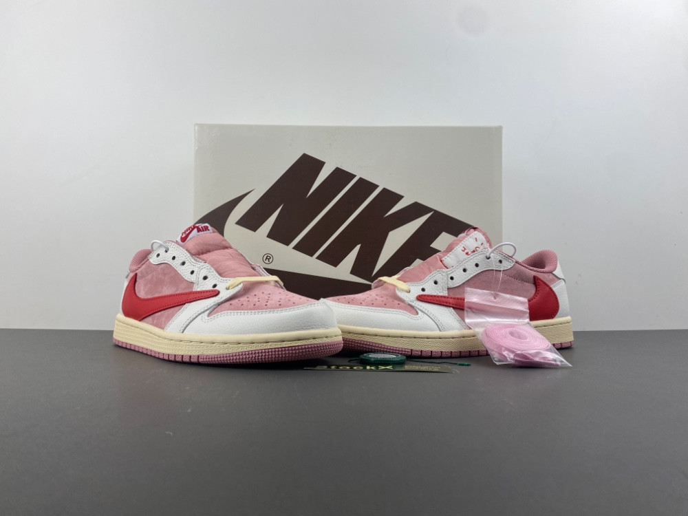 Travis Scott x Air Jordan 1 Low DM7866-100