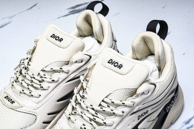 DR B44 Sneaker