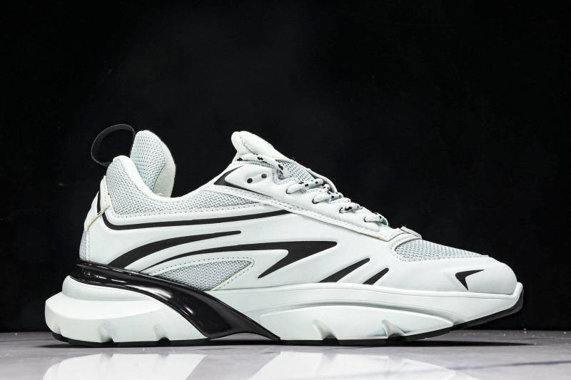 DR B44 Sneaker