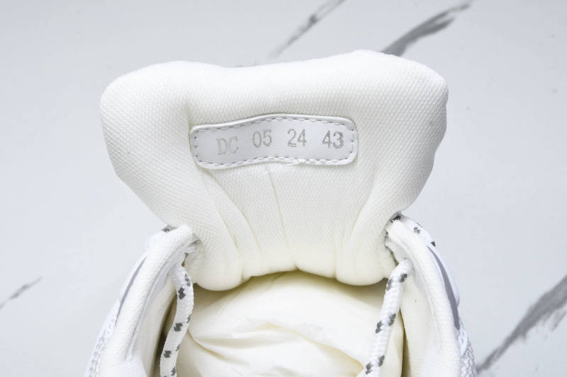 DR B44 Sneaker
