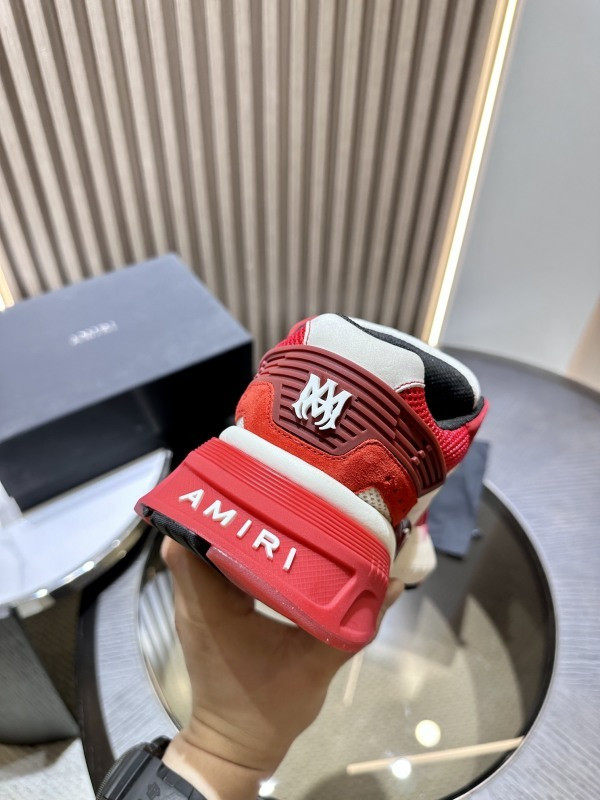 Amiri Runner