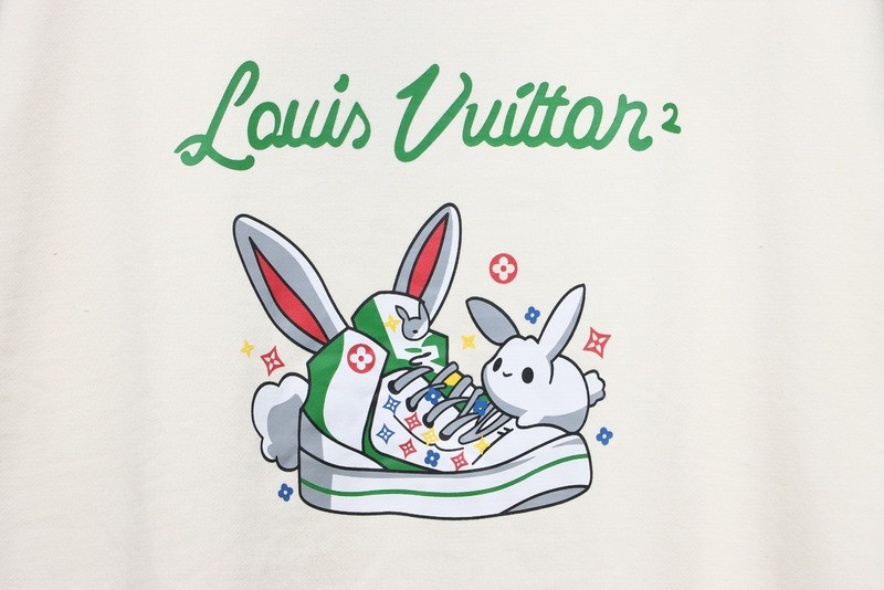 L*V HOODIE