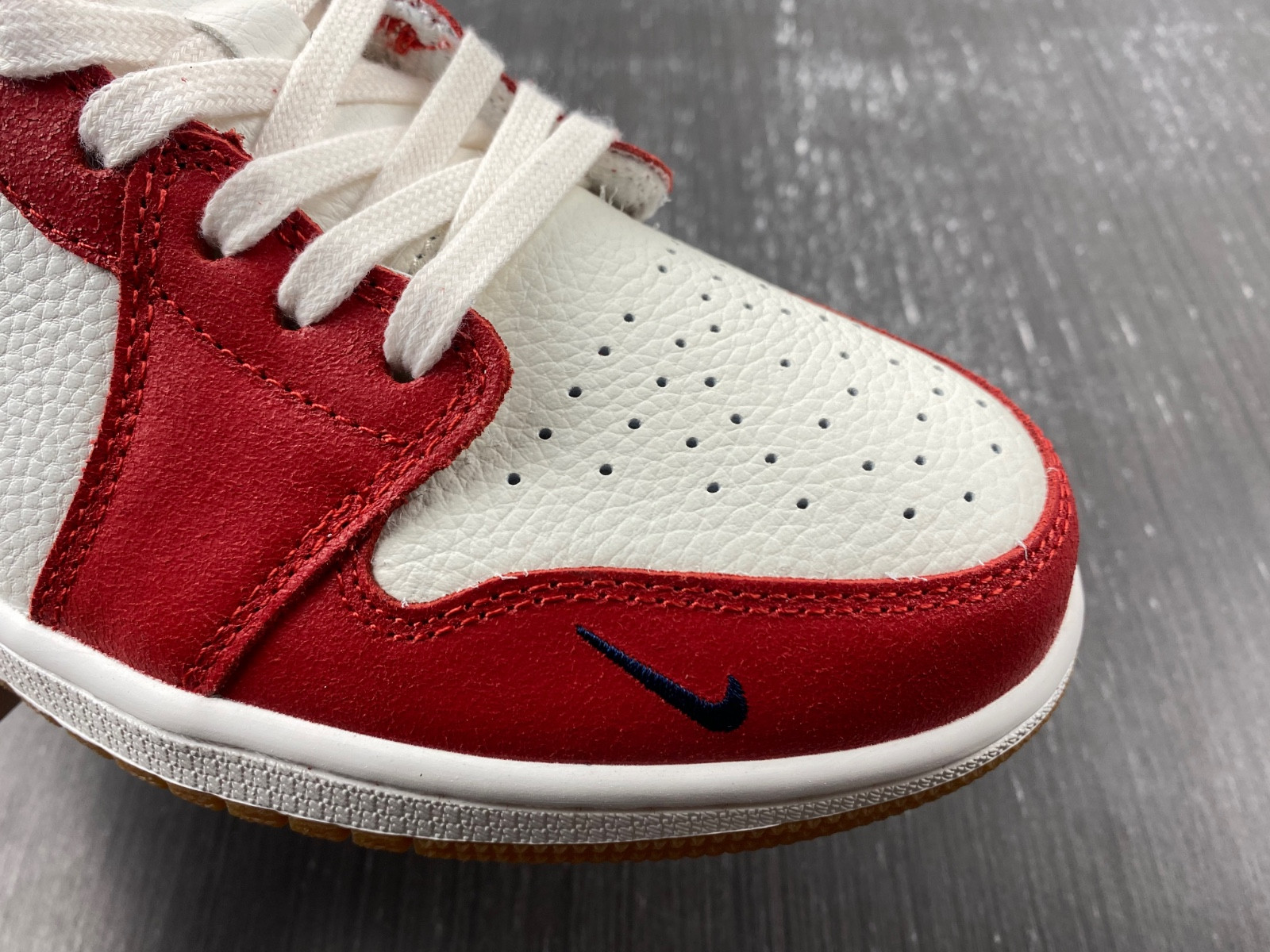 AIR JORDAN 1 LOW DZ0790-100