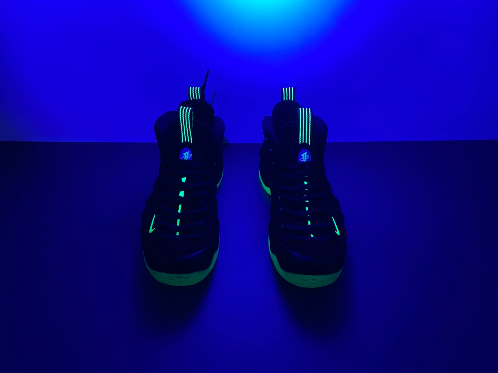 NK Air Foamposite One “Volt” HF2902-001