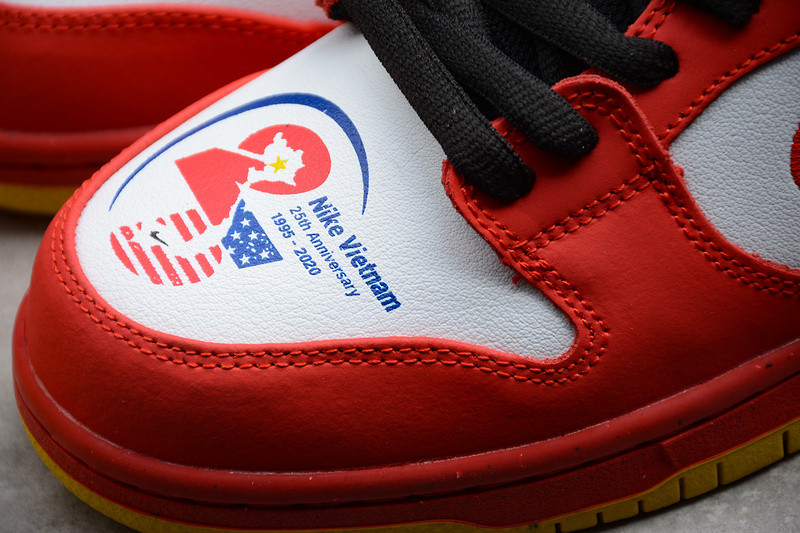 Nike SB Dunk Low 309242-307