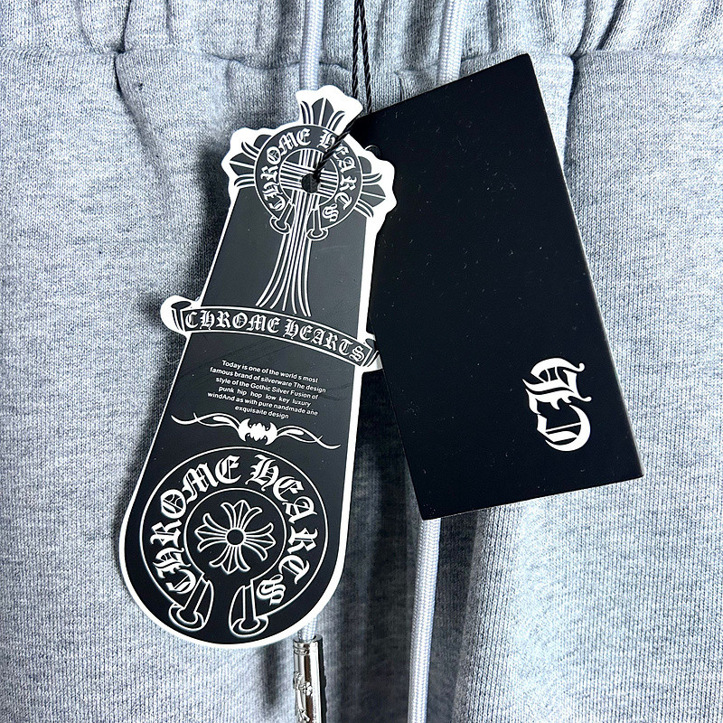 Ch*0me heart short