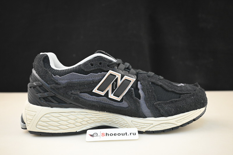 NEW Balan* Sneakers