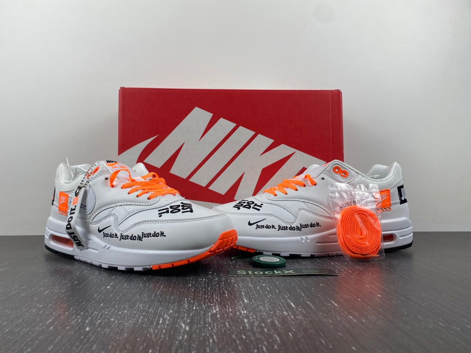 Nike Air Max 1 SE Just Do It AO1021-100
