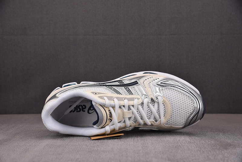 As*ic*s sneaker