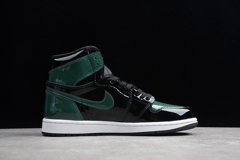 SoleFly x Air Jordan 1 Retro High OG Black/Team Orange-Fir AV3905-038