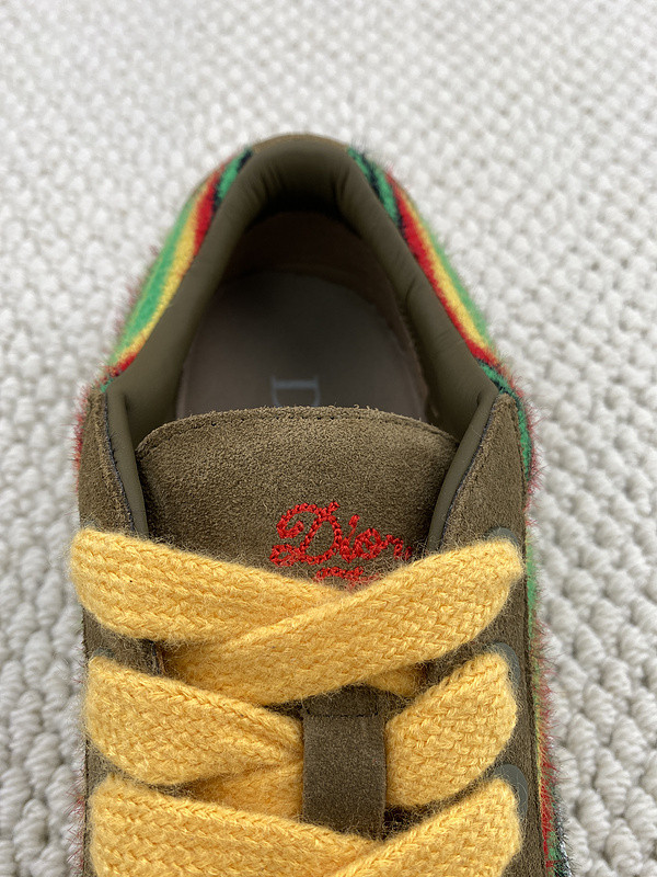DR B33 Sneaker