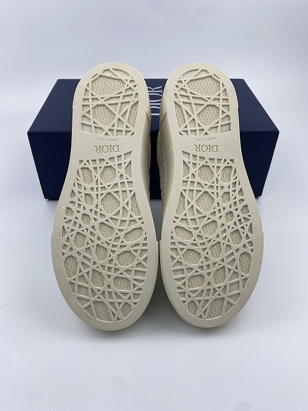 DR B33 Sneaker