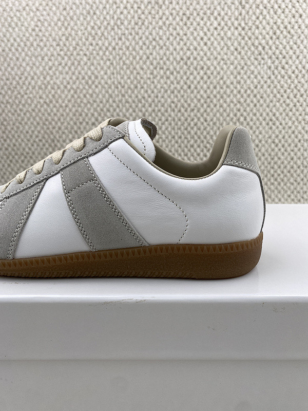ma*s*n Ma*i*la sneakers