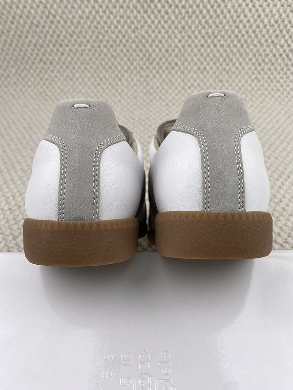 ma*s*n Ma*i*la sneakers