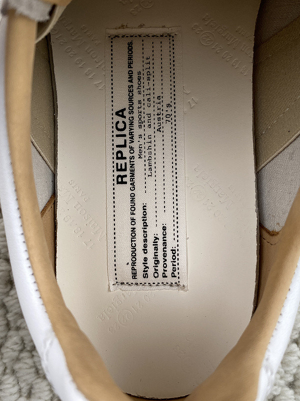 ma*s*n Ma*i*la sneakers
