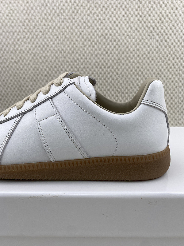 ma*s*n Ma*i*la sneakers