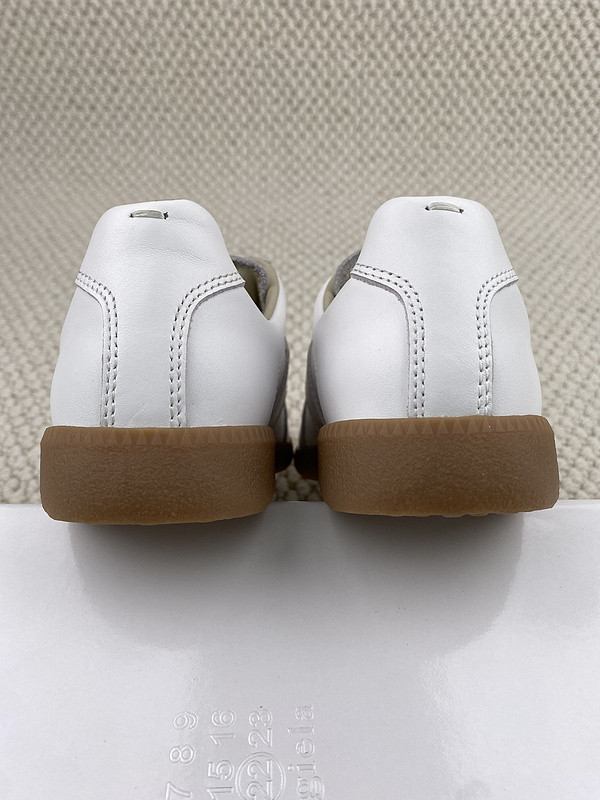ma*s*n Ma*i*la sneakers