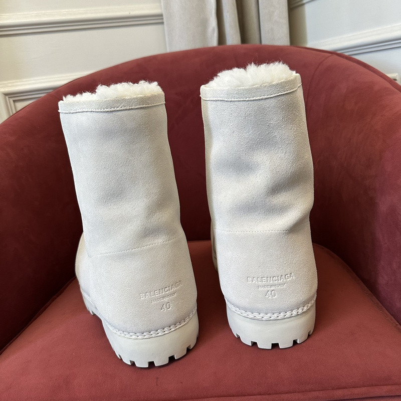 Ba*len*cia*ga boots