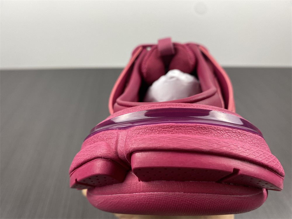 Balenciaga track 653813 W3CP3 5600