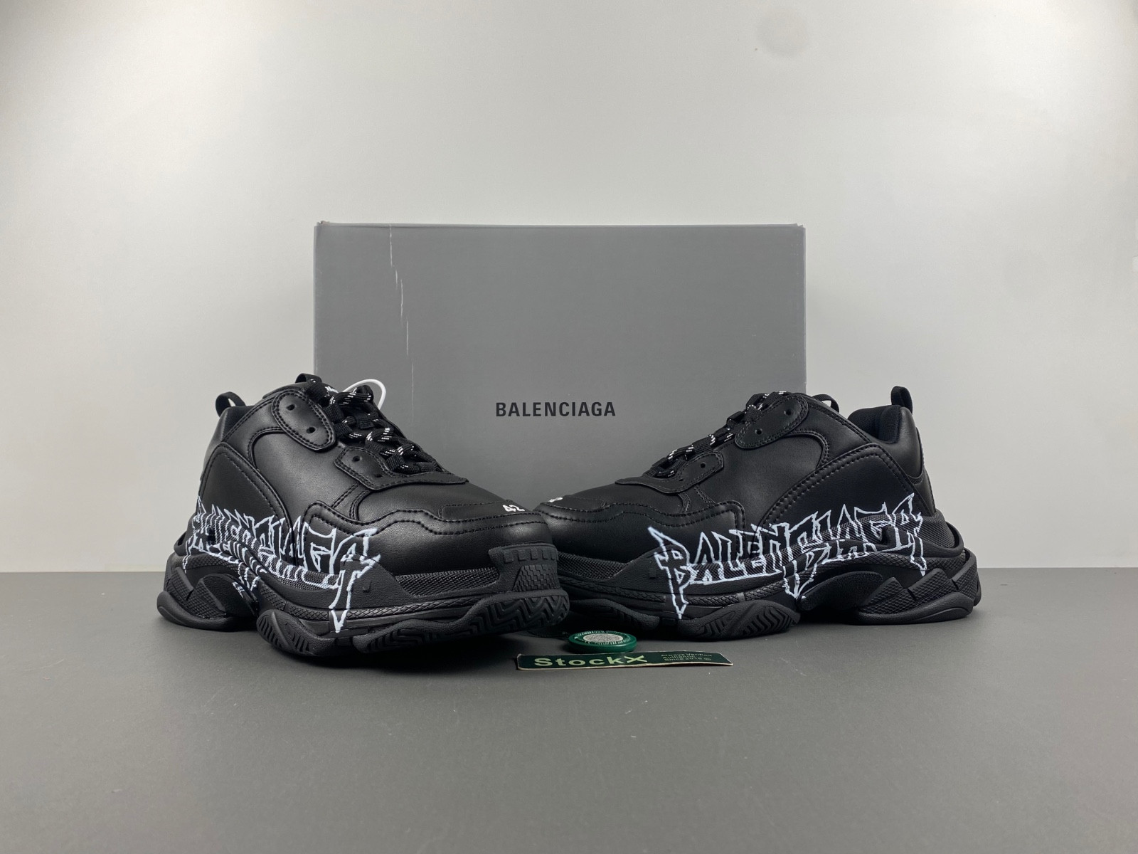 Ba*len*cia*ga triple s