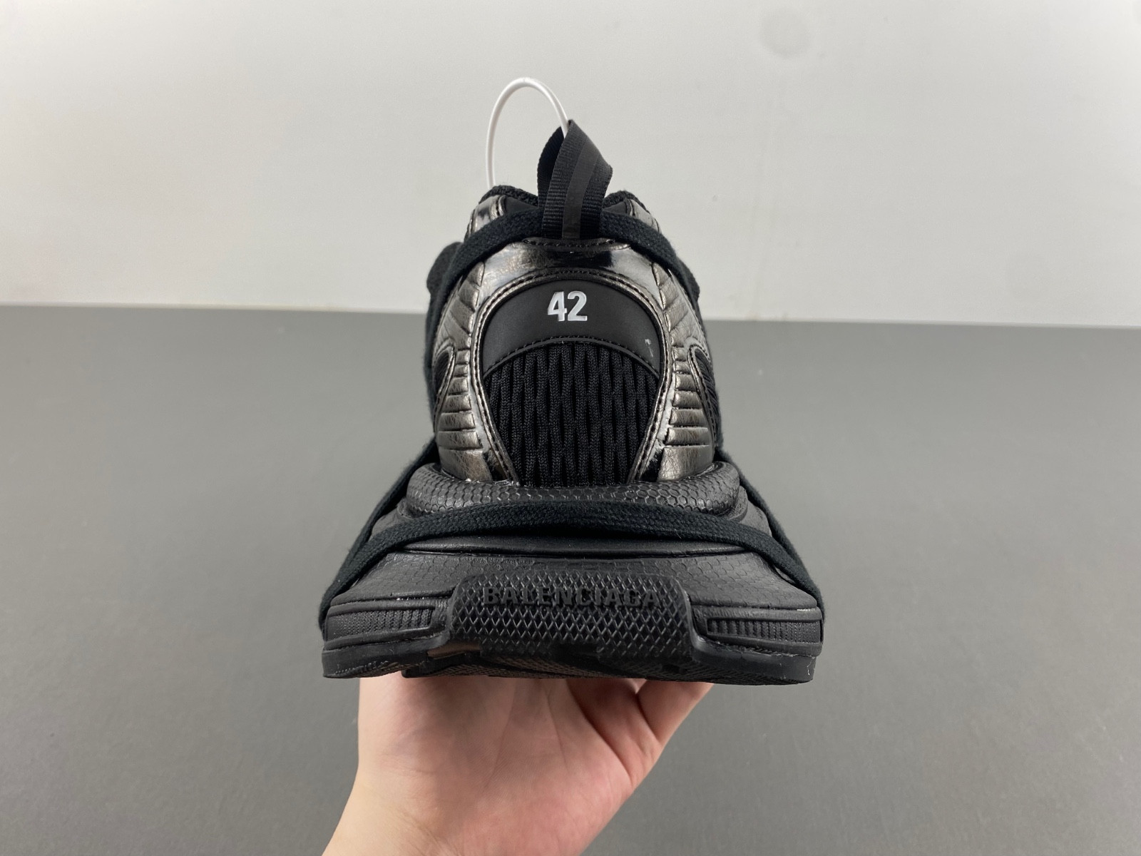 Ba*len*cia*ga phantom sneaker 778698 w3xll 0125