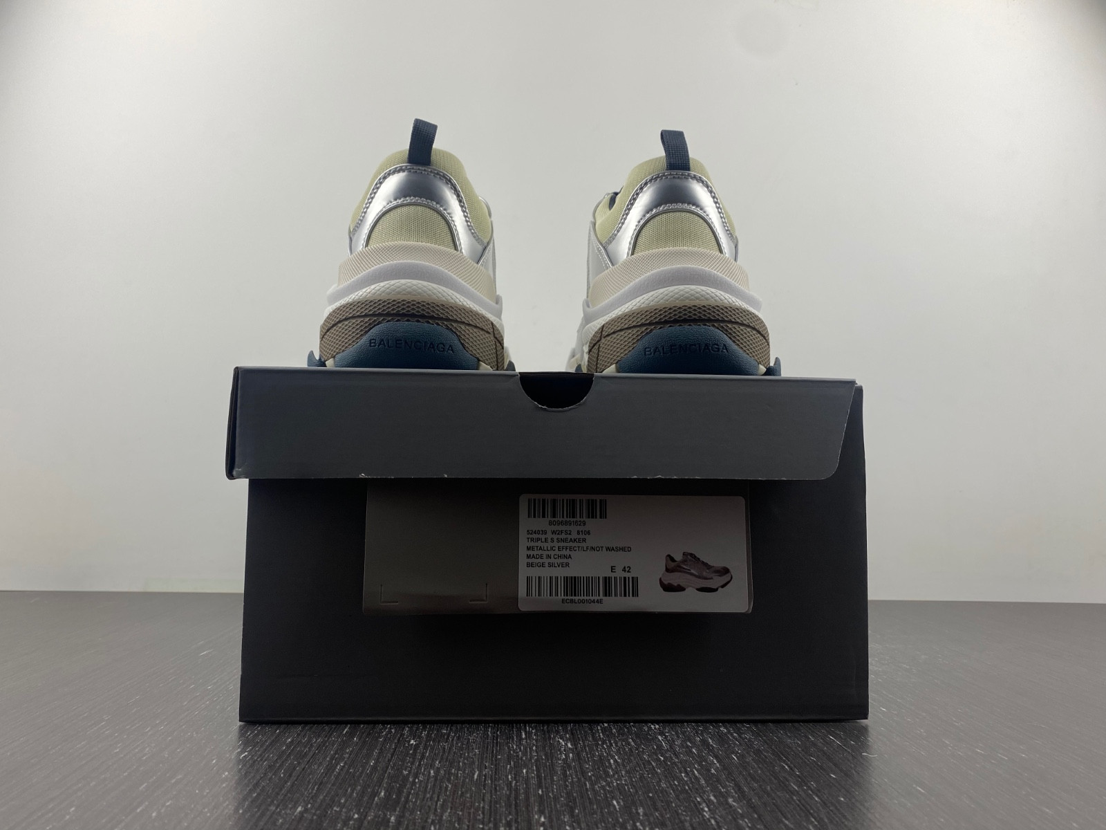 Ba*len*cia*ga triple s  524039 w2fs2 8106