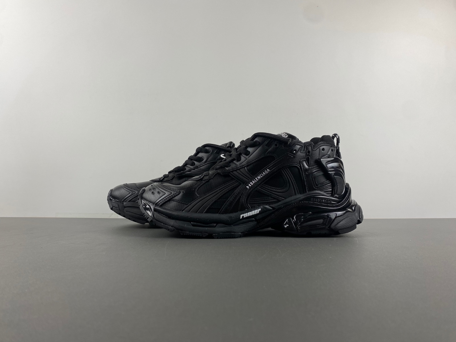 Ba*len*cia*ga runner 813793-wrung 0123