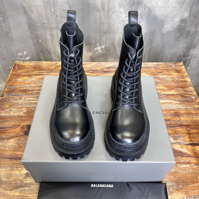 Ba*len*cia*ga boots