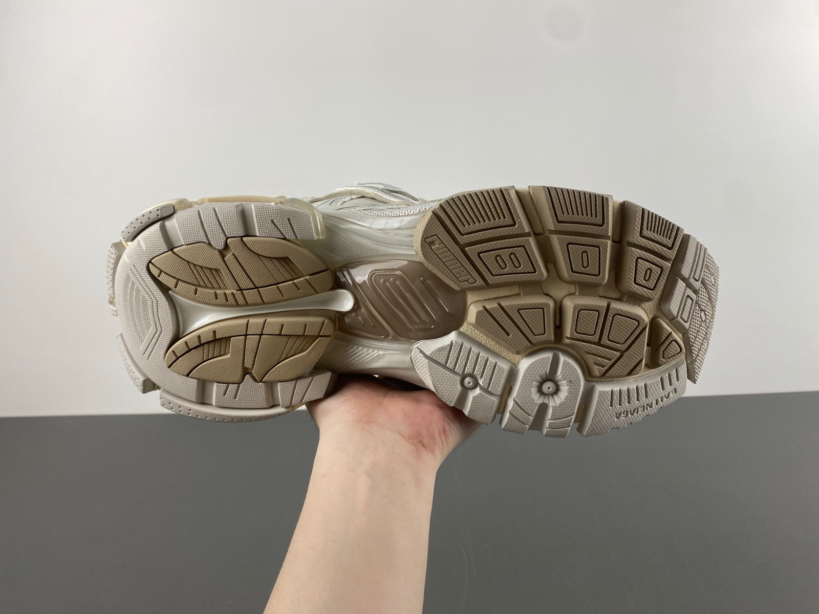 Ba*len*cia*ga runner 772774-w3rny-1205