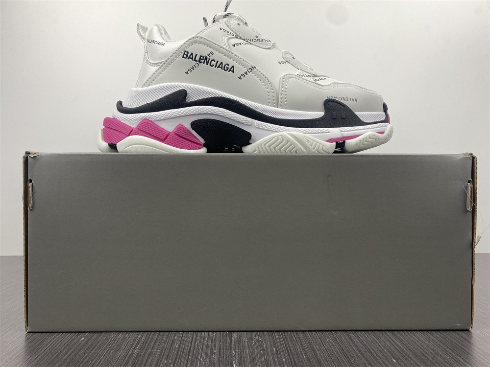 Ba*len*cia*ga triple s black sneaker 524039 w2fa4 9155