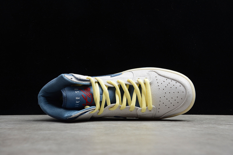 Atlas x Nike SB Dunk High CZ3334-100
