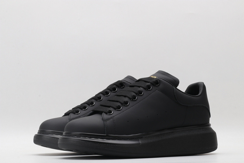 MQ Sneakers