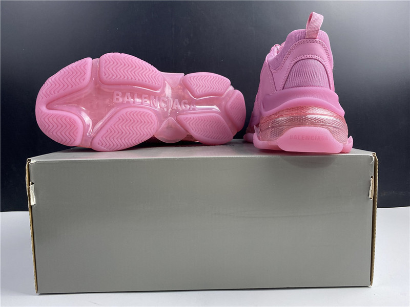 BLCG Triple S 544351-W2GA1-5760