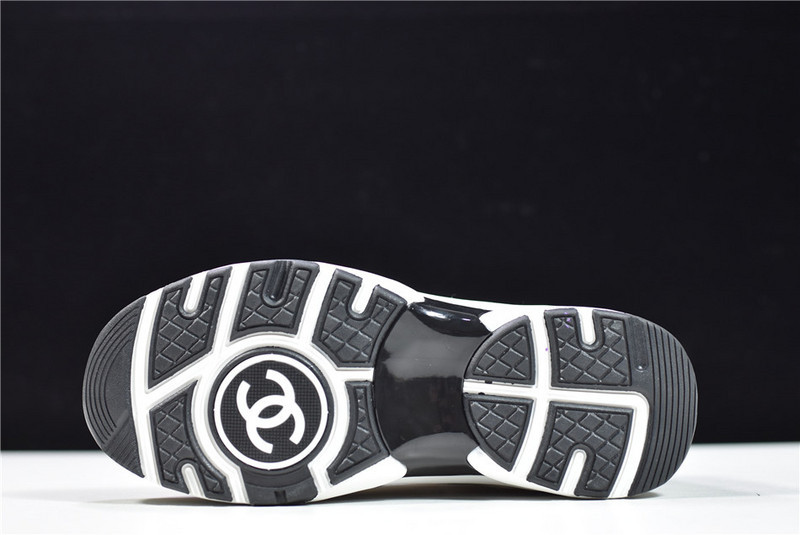 CNL Sneakers