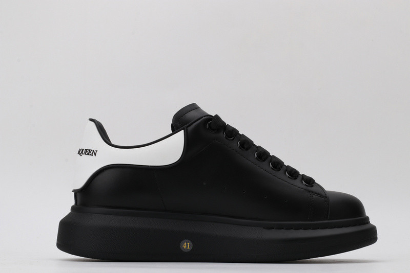 MQ Sneakers