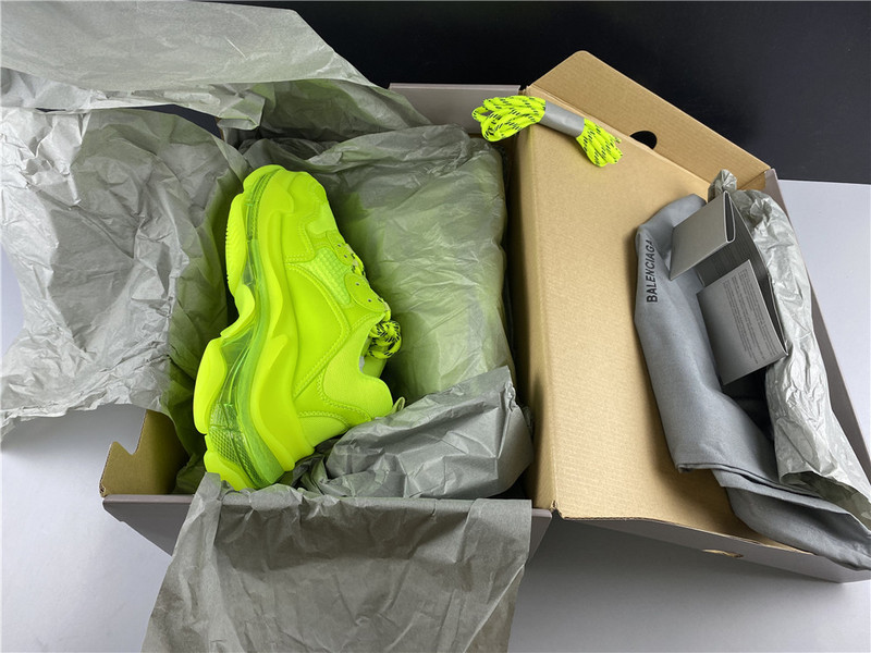 BLCG Triple S 541624 W2FF1 3720