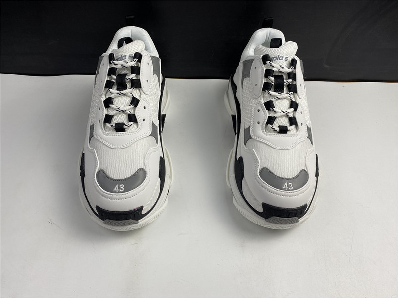 BLCG Triple S 536737-W0901-9089