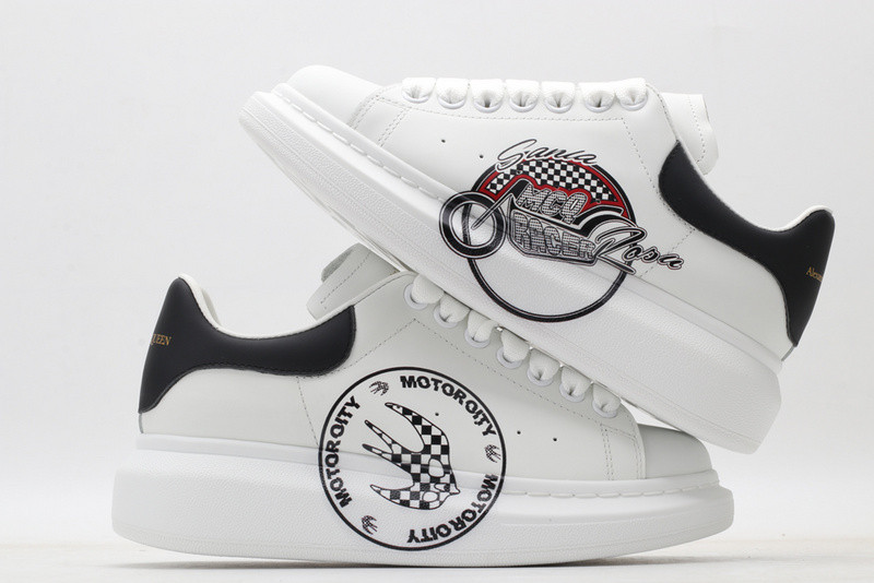 MQ Sneakers