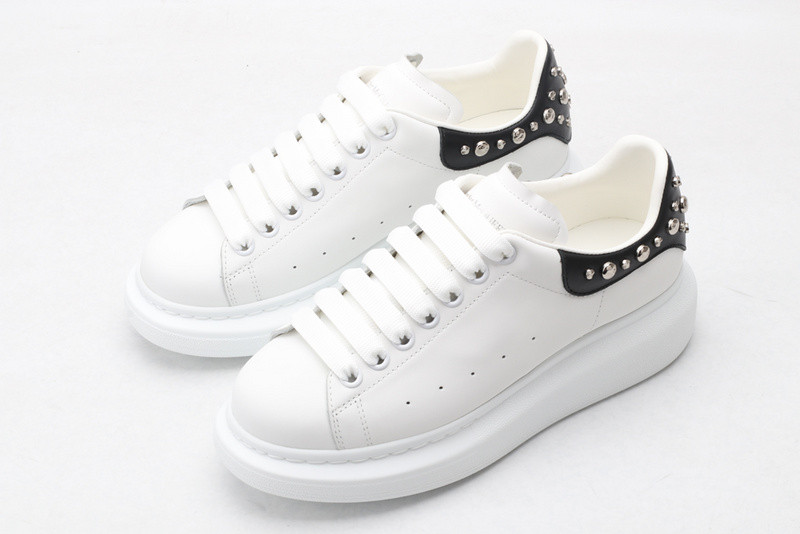 MQ Sneakers