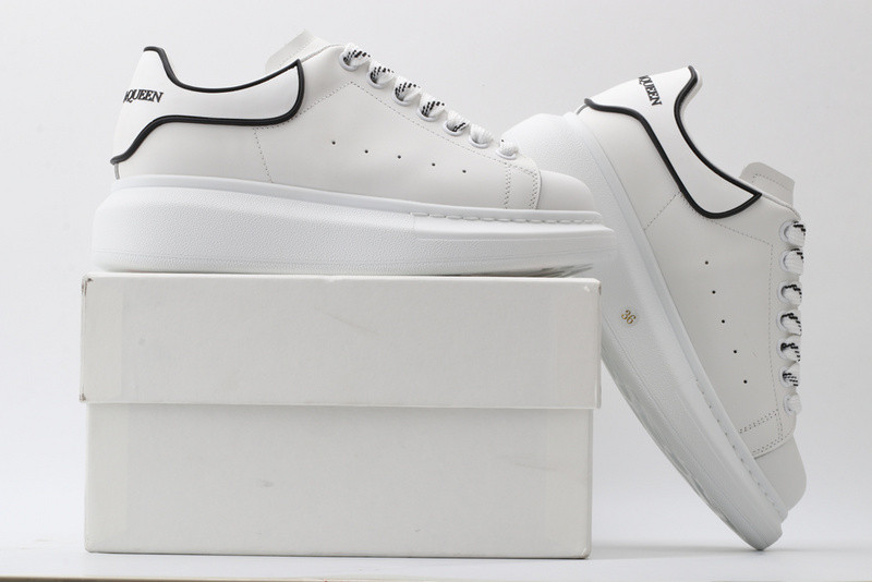 MQ Sneakers