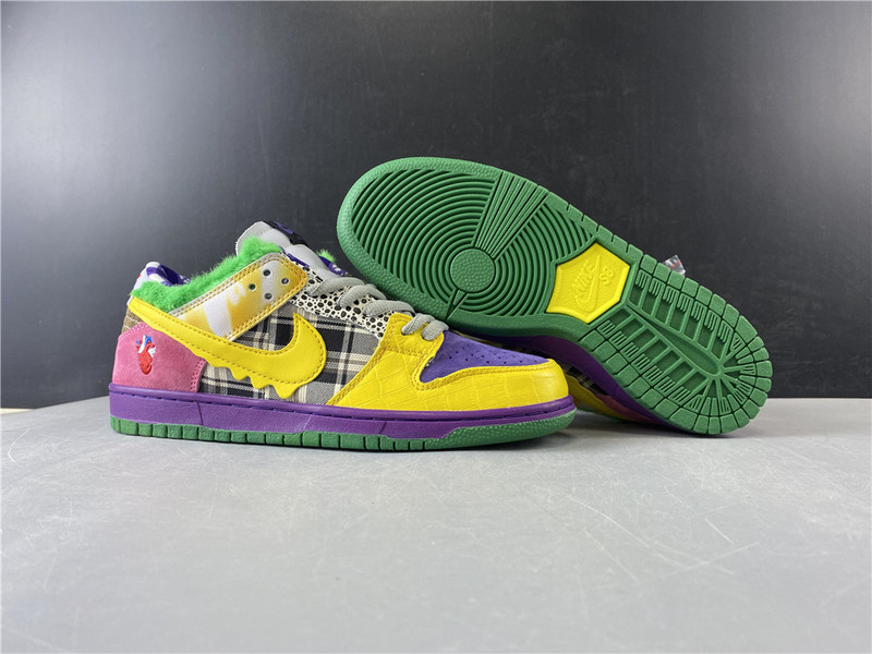 Nike SB Dunk Low Pro IW 318403-137