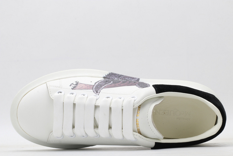 MQ Sneakers