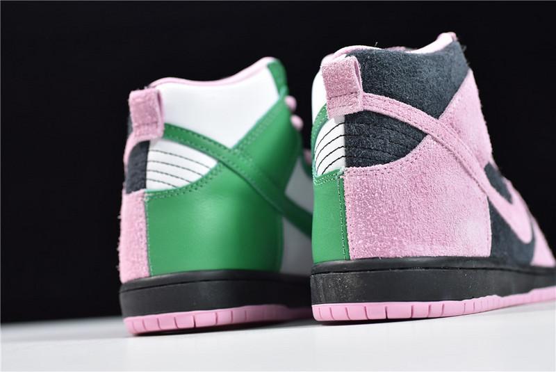 Nike SB Dunk High “Invert Celtics” CU7349-001