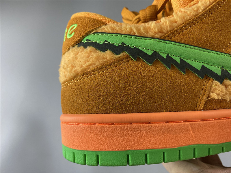 Grateful Dead x Nike SB Dunk Low 