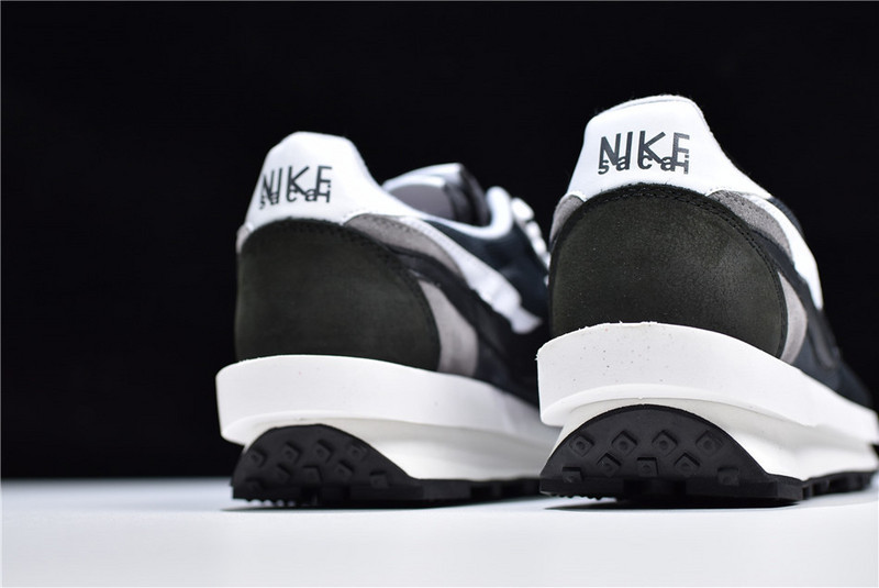 Sacai X Nike LD Waffle 